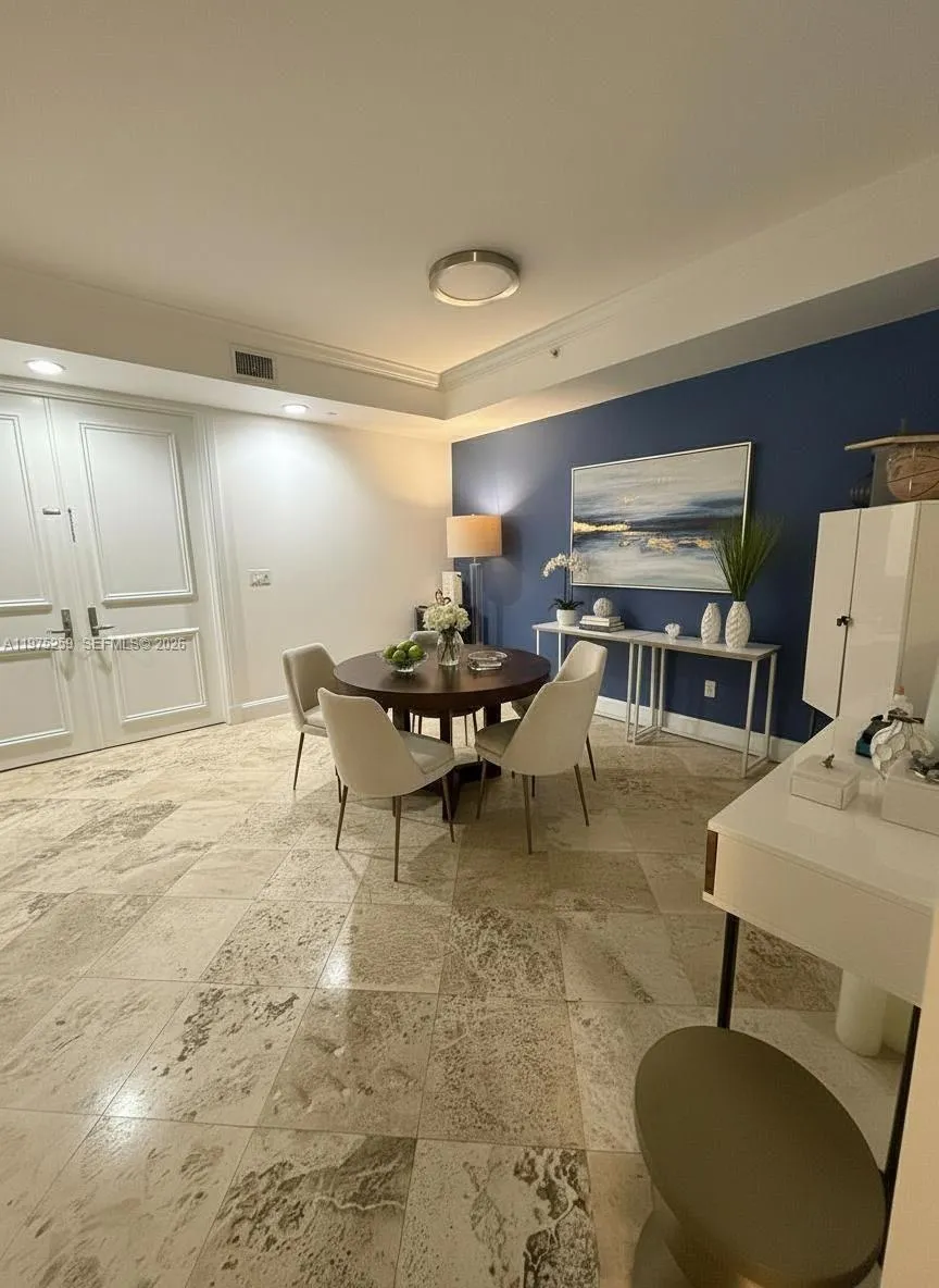 735 Crandon Blvd 303, Key Biscayne, Florida 33149, Key Biscayne, Florida 33149, 3 Bedrooms Bedrooms, ,3 BathroomsBathrooms,Residential,For Sale,735 Crandon Blvd 303, Key Biscayne, Florida 33149,A11975259
