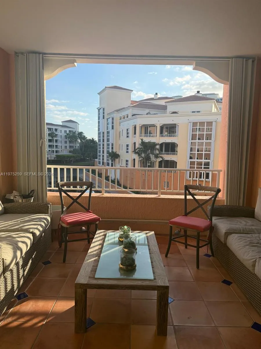 735 Crandon Blvd 303, Key Biscayne, Florida 33149, Key Biscayne, Florida 33149, 3 Bedrooms Bedrooms, ,3 BathroomsBathrooms,Residential,For Sale,735 Crandon Blvd 303, Key Biscayne, Florida 33149,A11975259