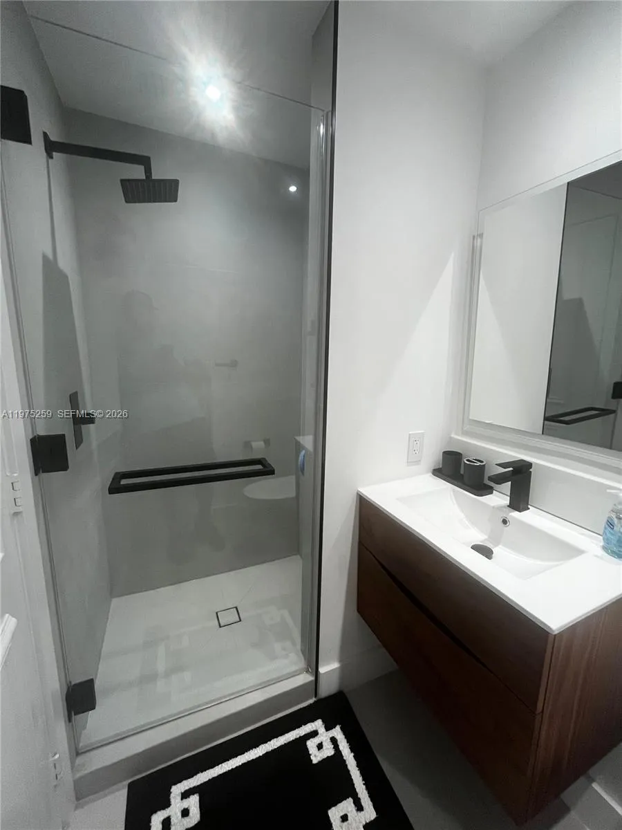 735 Crandon Blvd 303, Key Biscayne, Florida 33149, Key Biscayne, Florida 33149, 3 Bedrooms Bedrooms, ,3 BathroomsBathrooms,Residential,For Sale,735 Crandon Blvd 303, Key Biscayne, Florida 33149,A11975259