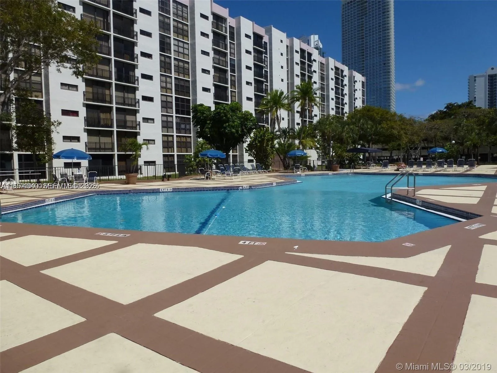 17021 N Bay Rd 219, Sunny Isles Beach, Florida 331, Sunny Isles Beach, Florida 33160, 2 Bedrooms Bedrooms, ,2 BathroomsBathrooms,Residential Lease,For Rent,17021 N Bay Rd 219, Sunny Isles Beach, Florida 331,A11974040