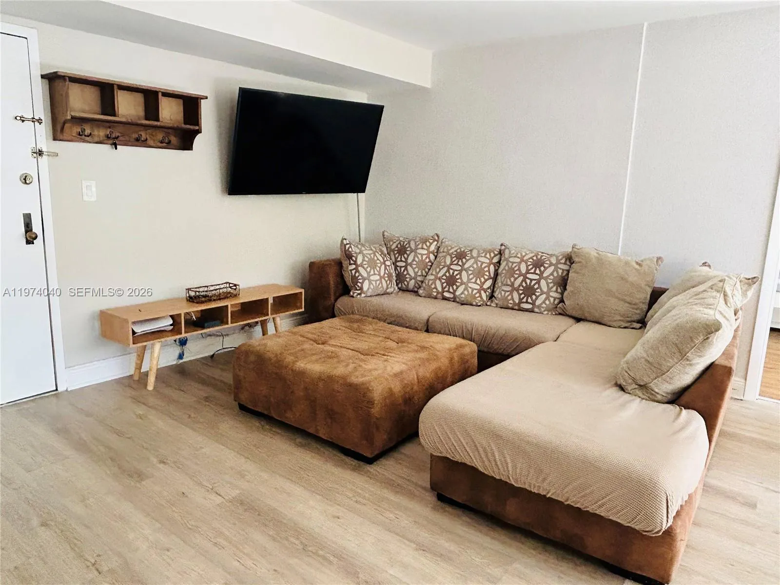 17021 N Bay Rd 219, Sunny Isles Beach, Florida 331, Sunny Isles Beach, Florida 33160, 2 Bedrooms Bedrooms, ,2 BathroomsBathrooms,Residential Lease,For Rent,17021 N Bay Rd 219, Sunny Isles Beach, Florida 331,A11974040