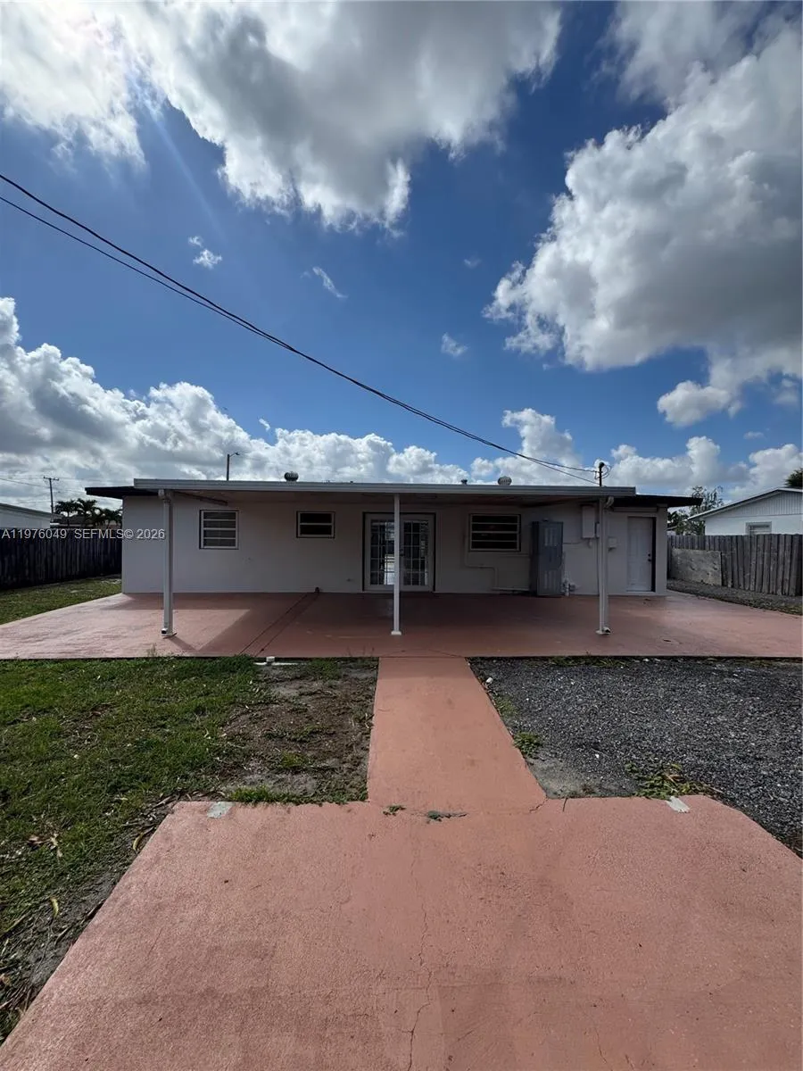 5255 Nw 181st Ter 5255, Miami Gardens, Florida 330, Miami Gardens, Florida 33055, 4 Bedrooms Bedrooms, ,2 BathroomsBathrooms,Residential Lease,For Rent,5255 Nw 181st Ter 5255, Miami Gardens, Florida 330,A11976049