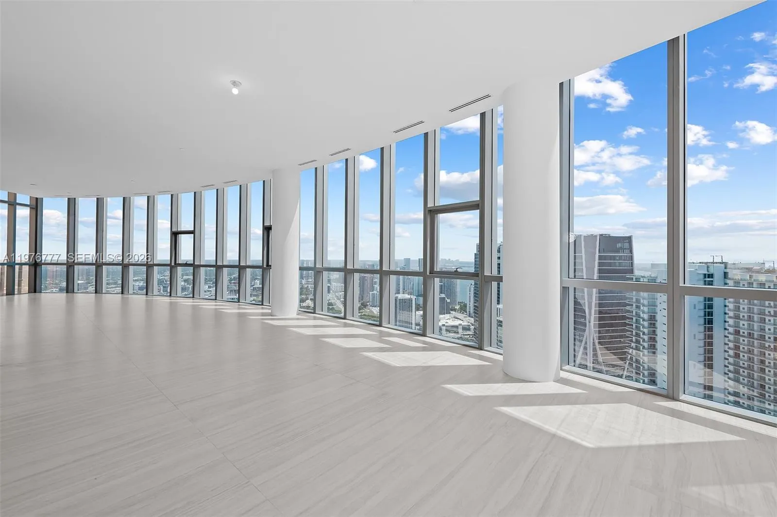 851 Ne 1st Ave Ph 5700, Miami, Florida 33132, Miami, Florida 33132, 4 Bedrooms Bedrooms, ,5 BathroomsBathrooms,Residential Lease,For Rent,851 Ne 1st Ave Ph 5700, Miami, Florida 33132,A11976777