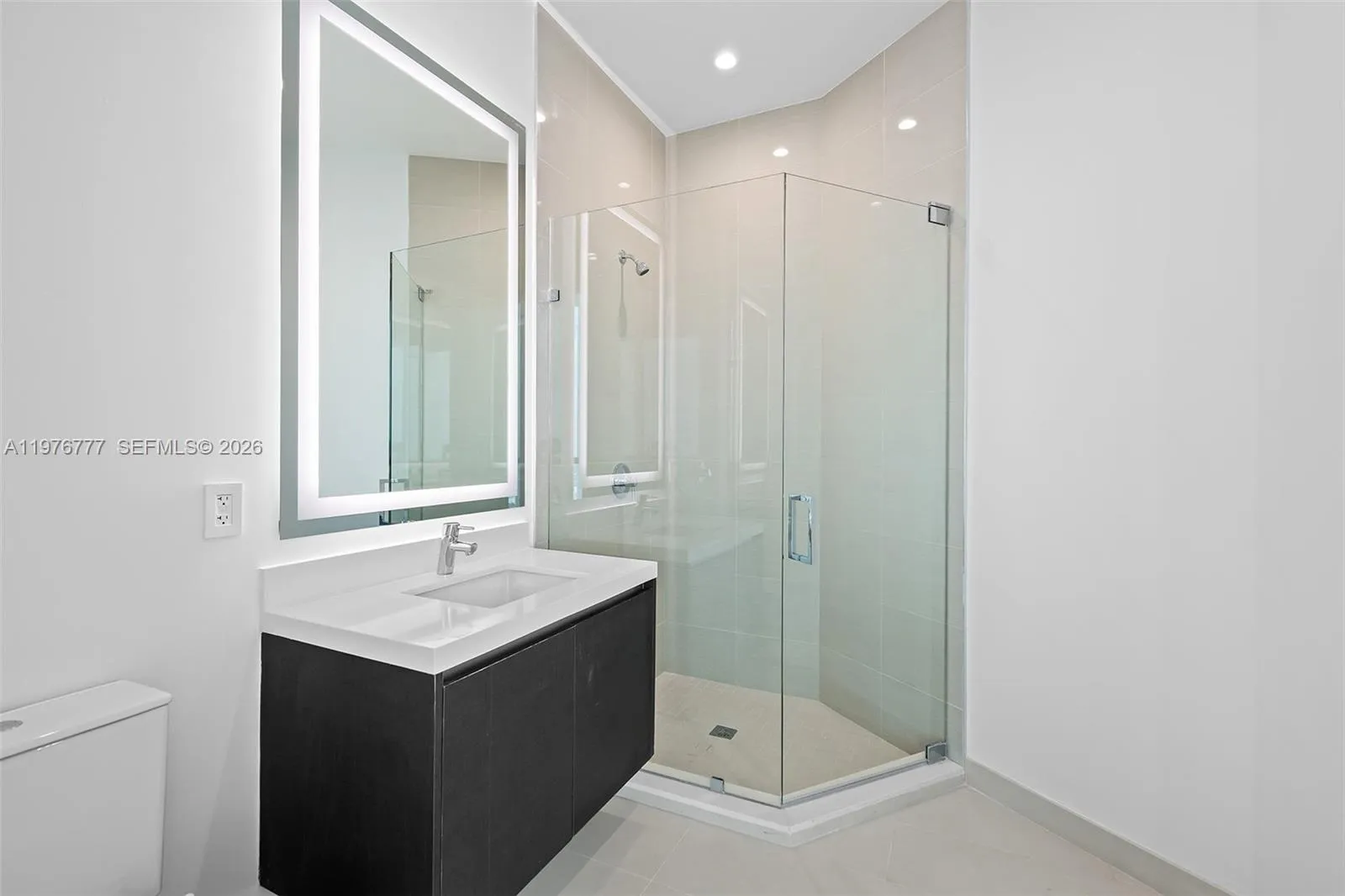 851 Ne 1st Ave Ph 5700, Miami, Florida 33132, Miami, Florida 33132, 4 Bedrooms Bedrooms, ,5 BathroomsBathrooms,Residential Lease,For Rent,851 Ne 1st Ave Ph 5700, Miami, Florida 33132,A11976777