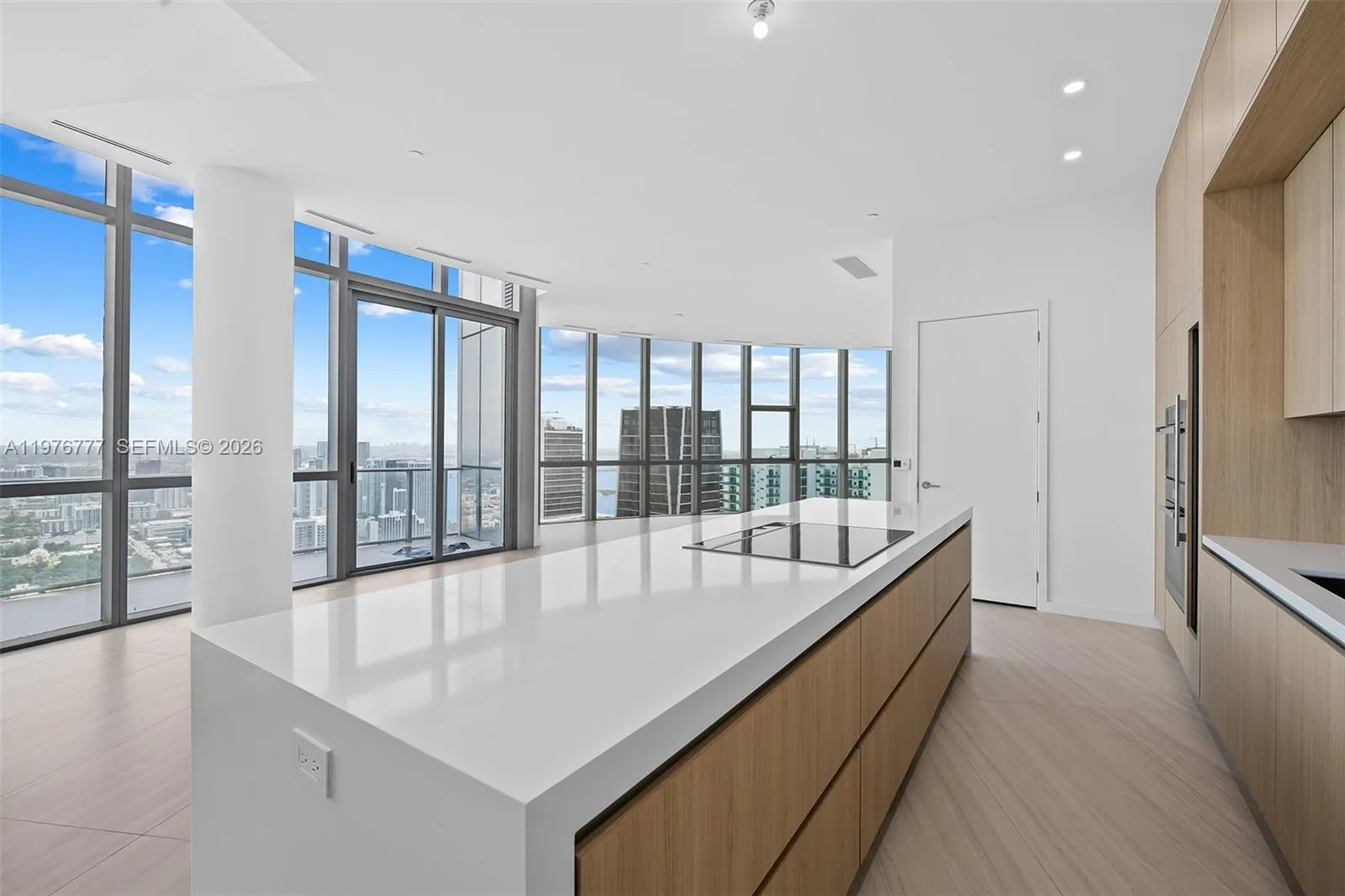 851 Ne 1st Ave Ph 5700, Miami, Florida 33132, Miami, Florida 33132, 4 Bedrooms Bedrooms, ,5 BathroomsBathrooms,Residential Lease,For Rent,851 Ne 1st Ave Ph 5700, Miami, Florida 33132,A11976777