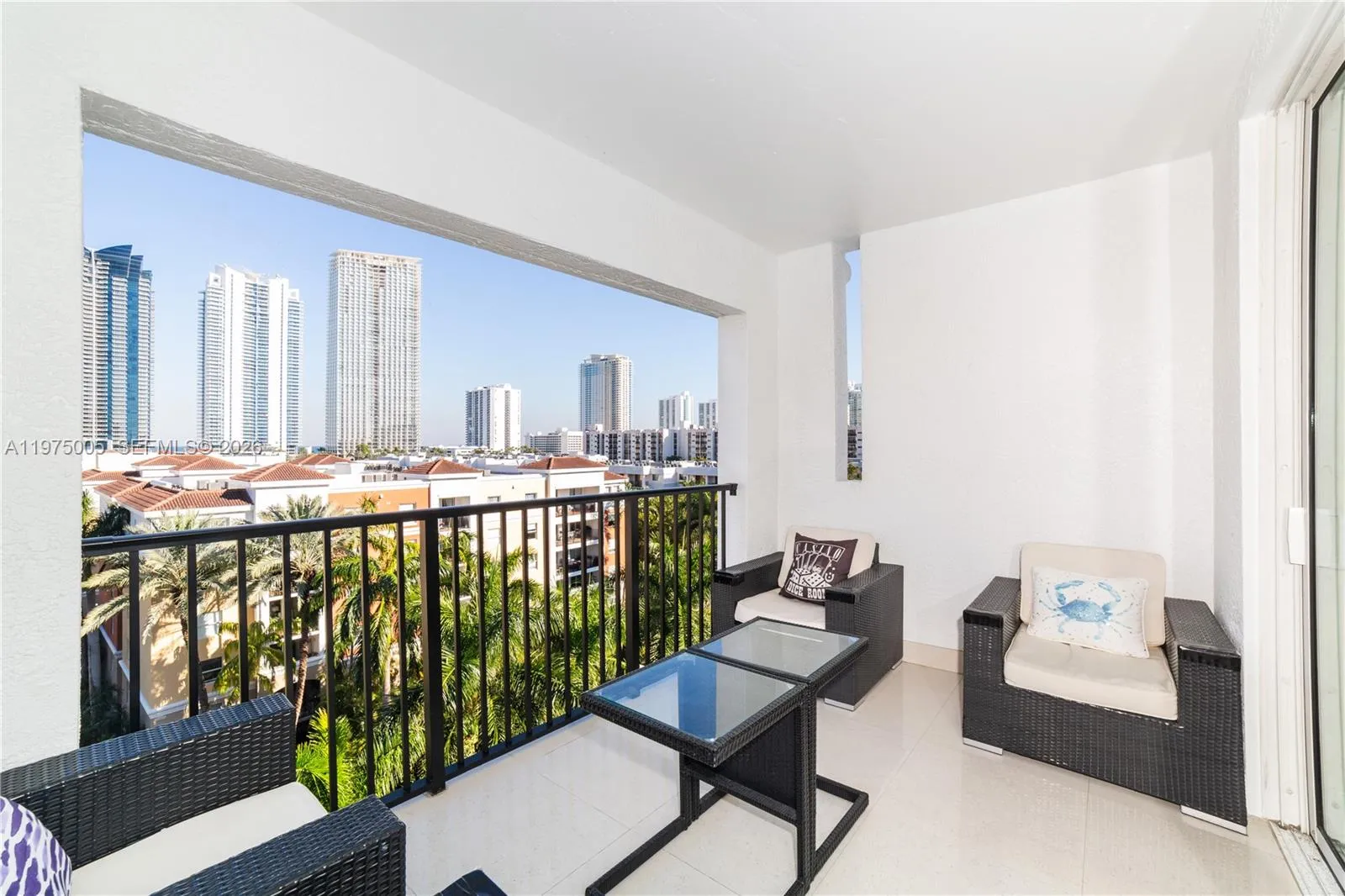 17100 N Bay Rd 1815, Sunny Isles Beach, Florida 33, Sunny Isles Beach, Florida 33160, 3 Bedrooms Bedrooms, ,2 BathroomsBathrooms,Residential Lease,For Rent,17100 N Bay Rd 1815, Sunny Isles Beach, Florida 33,A11975005