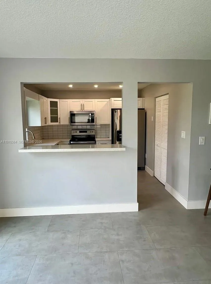 274 Sw 159th Ter, Sunrise, Florida 33326, Sunrise, Florida 33326, 3 Bedrooms Bedrooms, ,2 BathroomsBathrooms,Residential Lease,For Rent,274 Sw 159th Ter, Sunrise, Florida 33326,A11976584