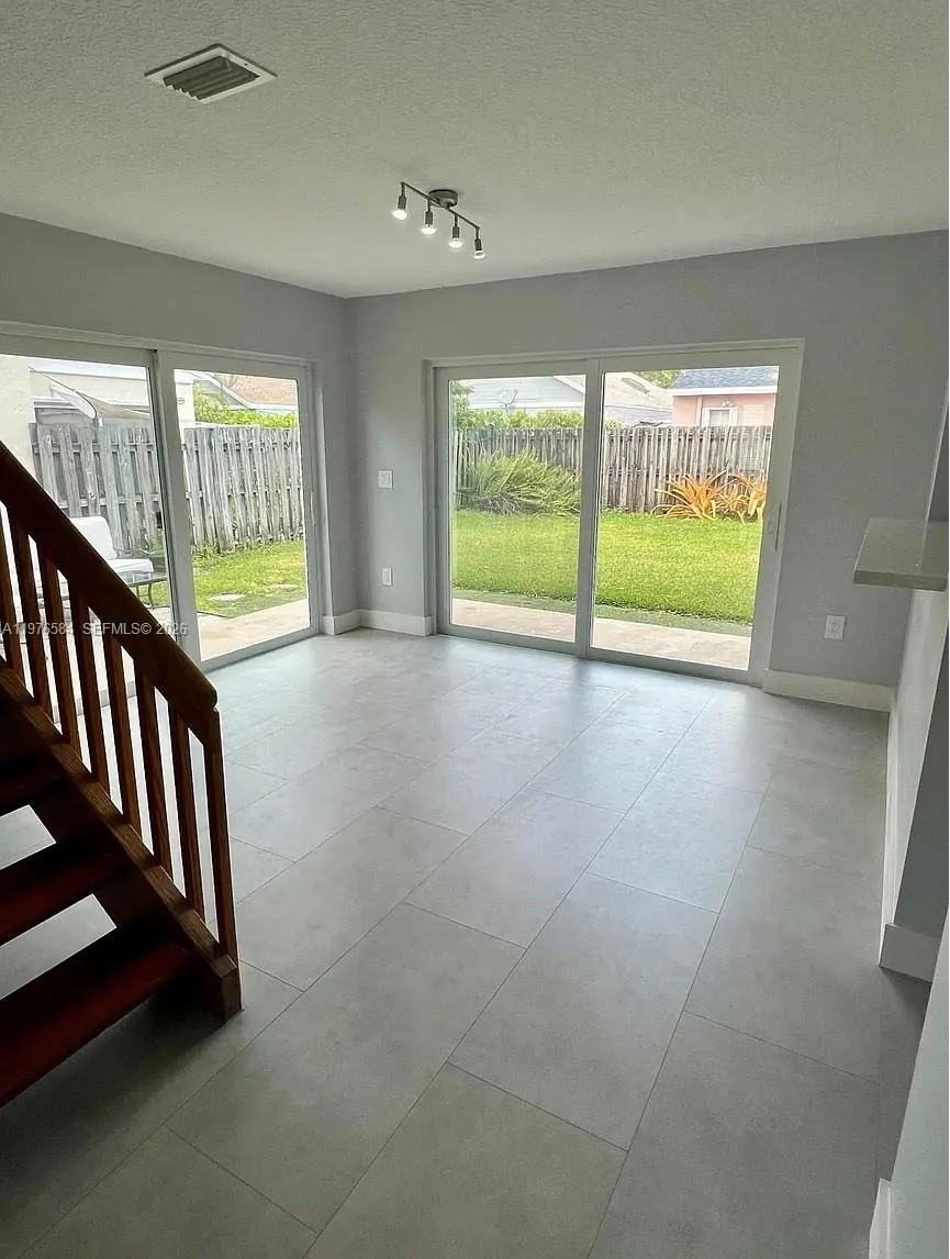 274 Sw 159th Ter, Sunrise, Florida 33326, Sunrise, Florida 33326, 3 Bedrooms Bedrooms, ,2 BathroomsBathrooms,Residential Lease,For Rent,274 Sw 159th Ter, Sunrise, Florida 33326,A11976584