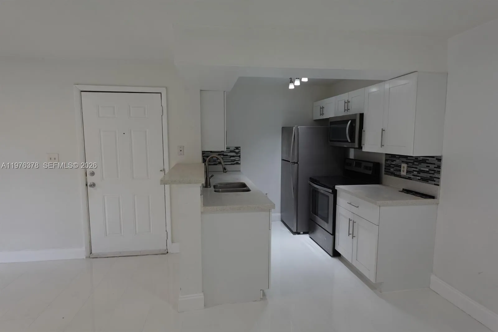 15560 Sw 104th Ter 613, Miami, Florida 33196, Miami, Florida 33196, 1 Bedroom Bedrooms, ,1 BathroomBathrooms,Residential Lease,For Rent,15560 Sw 104th Ter 613, Miami, Florida 33196,A11976378
