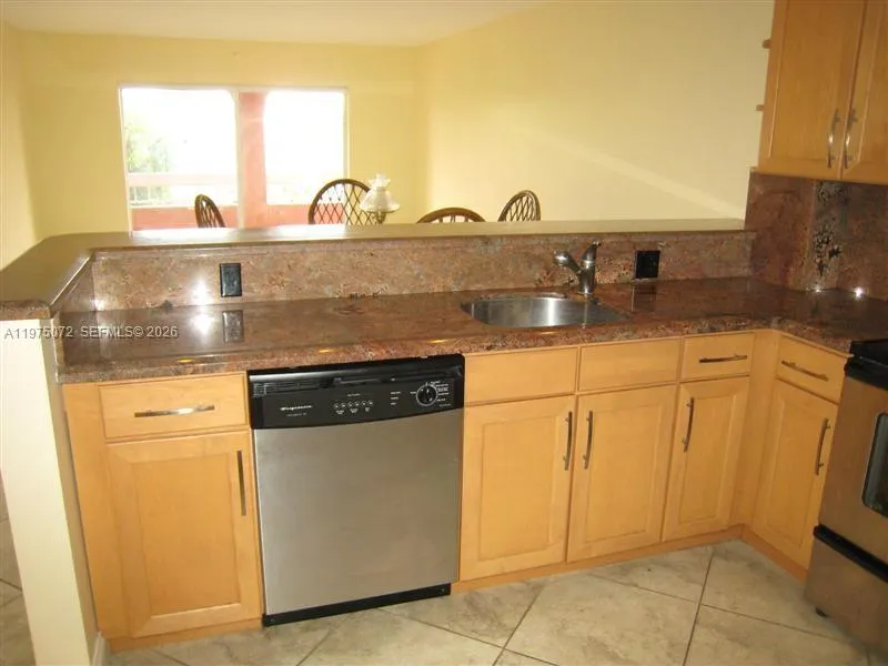 7722 Camino Real D301, Miami, Florida 33143, Miami, Florida 33143, 2 Bedrooms Bedrooms, ,1 BathroomBathrooms,Residential Lease,For Rent,7722 Camino Real D301, Miami, Florida 33143,A11975072