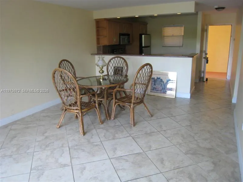 7722 Camino Real D301, Miami, Florida 33143, Miami, Florida 33143, 2 Bedrooms Bedrooms, ,1 BathroomBathrooms,Residential Lease,For Rent,7722 Camino Real D301, Miami, Florida 33143,A11975072