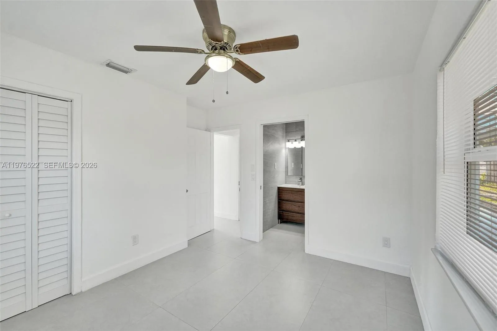 4701 N Andrews Ave, Oakland Park, Florida 33309, Oakland Park, Florida 33309, 2 Bedrooms Bedrooms, ,2 BathroomsBathrooms,Residential,For Sale,4701 N Andrews Ave, Oakland Park, Florida 33309,A11976522