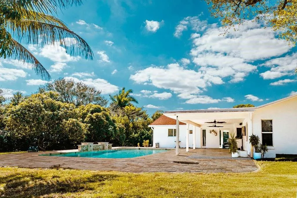 11030 Sw 42nd Ct, Davie, Florida 33328, Davie, Florida 33328, 3 Bedrooms Bedrooms, ,2 BathroomsBathrooms,Residential,For Sale,11030 Sw 42nd Ct, Davie, Florida 33328,A11976082