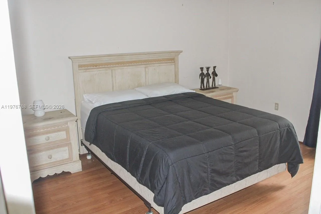 10818 N Kendall Dr R25, Miami, Florida 33176, Miami, Florida 33176, 2 Bedrooms Bedrooms, ,2 BathroomsBathrooms,Residential,For Sale,10818 N Kendall Dr R25, Miami, Florida 33176,A11976768