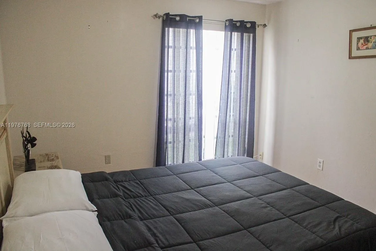 10818 N Kendall Dr R25, Miami, Florida 33176, Miami, Florida 33176, 2 Bedrooms Bedrooms, ,2 BathroomsBathrooms,Residential,For Sale,10818 N Kendall Dr R25, Miami, Florida 33176,A11976768