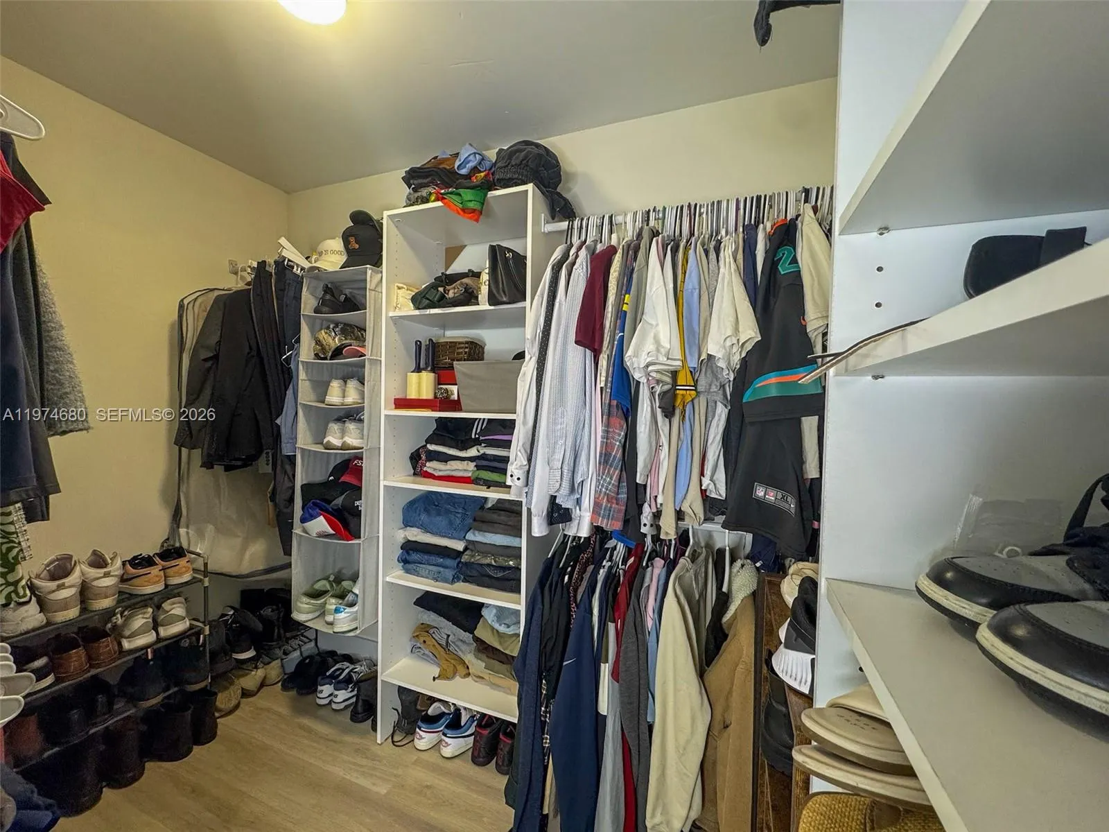 1709 Whitehall Dr 405, Davie, Florida 33324, Davie, Florida 33324, 2 Bedrooms Bedrooms, ,2 BathroomsBathrooms,Residential,For Sale,1709 Whitehall Dr 405, Davie, Florida 33324,A11974680