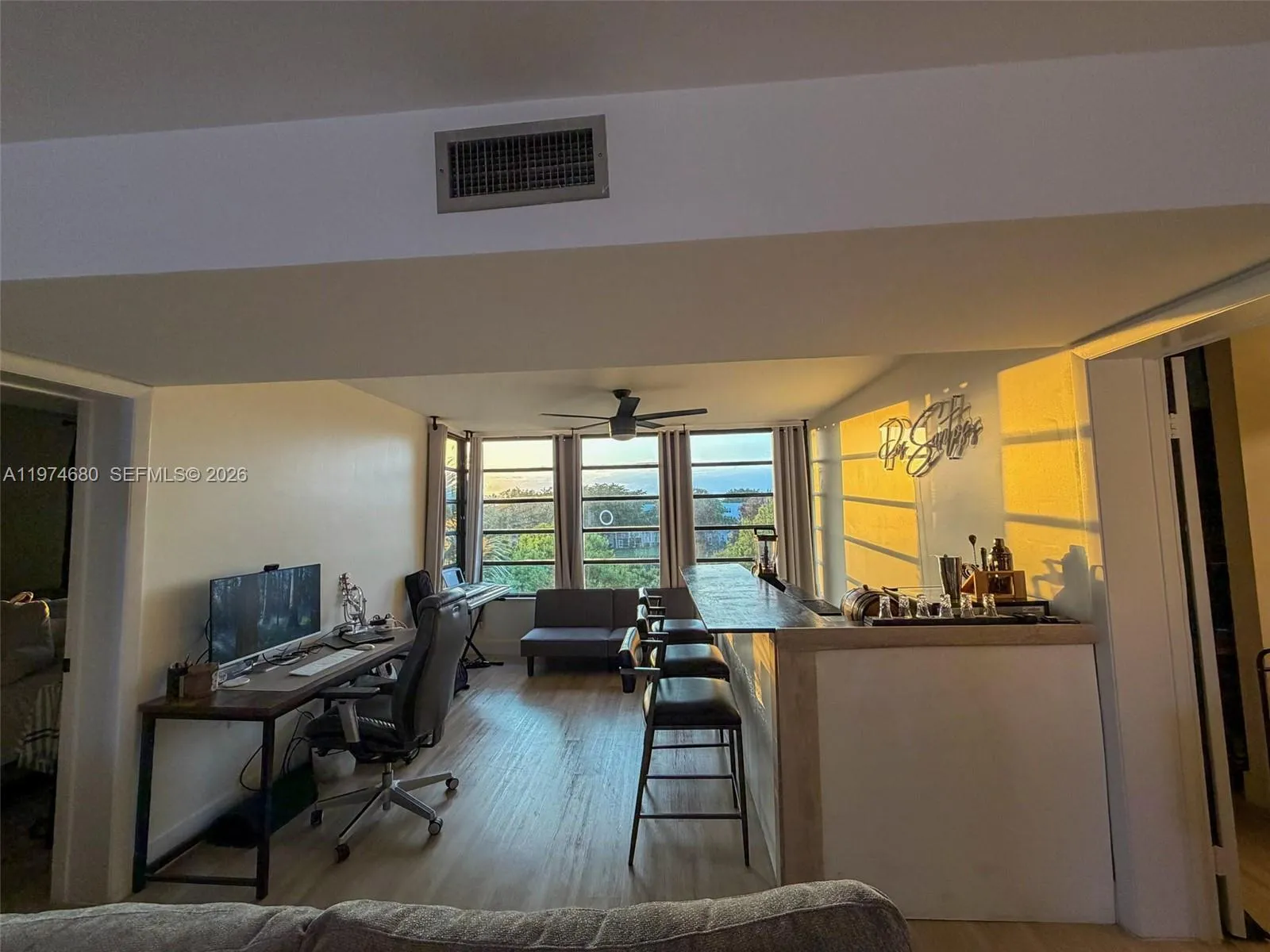 1709 Whitehall Dr 405, Davie, Florida 33324, Davie, Florida 33324, 2 Bedrooms Bedrooms, ,2 BathroomsBathrooms,Residential,For Sale,1709 Whitehall Dr 405, Davie, Florida 33324,A11974680