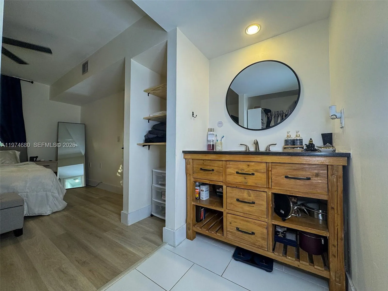 1709 Whitehall Dr 405, Davie, Florida 33324, Davie, Florida 33324, 2 Bedrooms Bedrooms, ,2 BathroomsBathrooms,Residential,For Sale,1709 Whitehall Dr 405, Davie, Florida 33324,A11974680