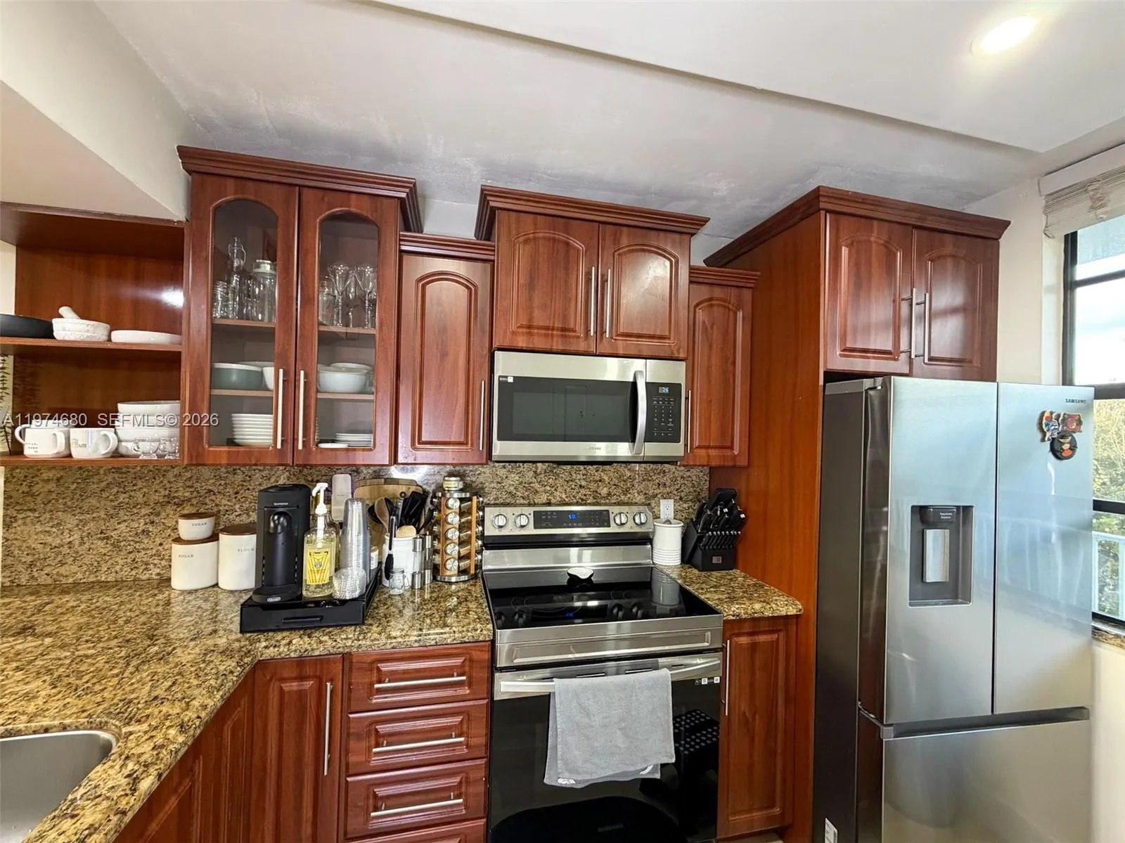 1709 Whitehall Dr 405, Davie, Florida 33324, Davie, Florida 33324, 2 Bedrooms Bedrooms, ,2 BathroomsBathrooms,Residential,For Sale,1709 Whitehall Dr 405, Davie, Florida 33324,A11974680