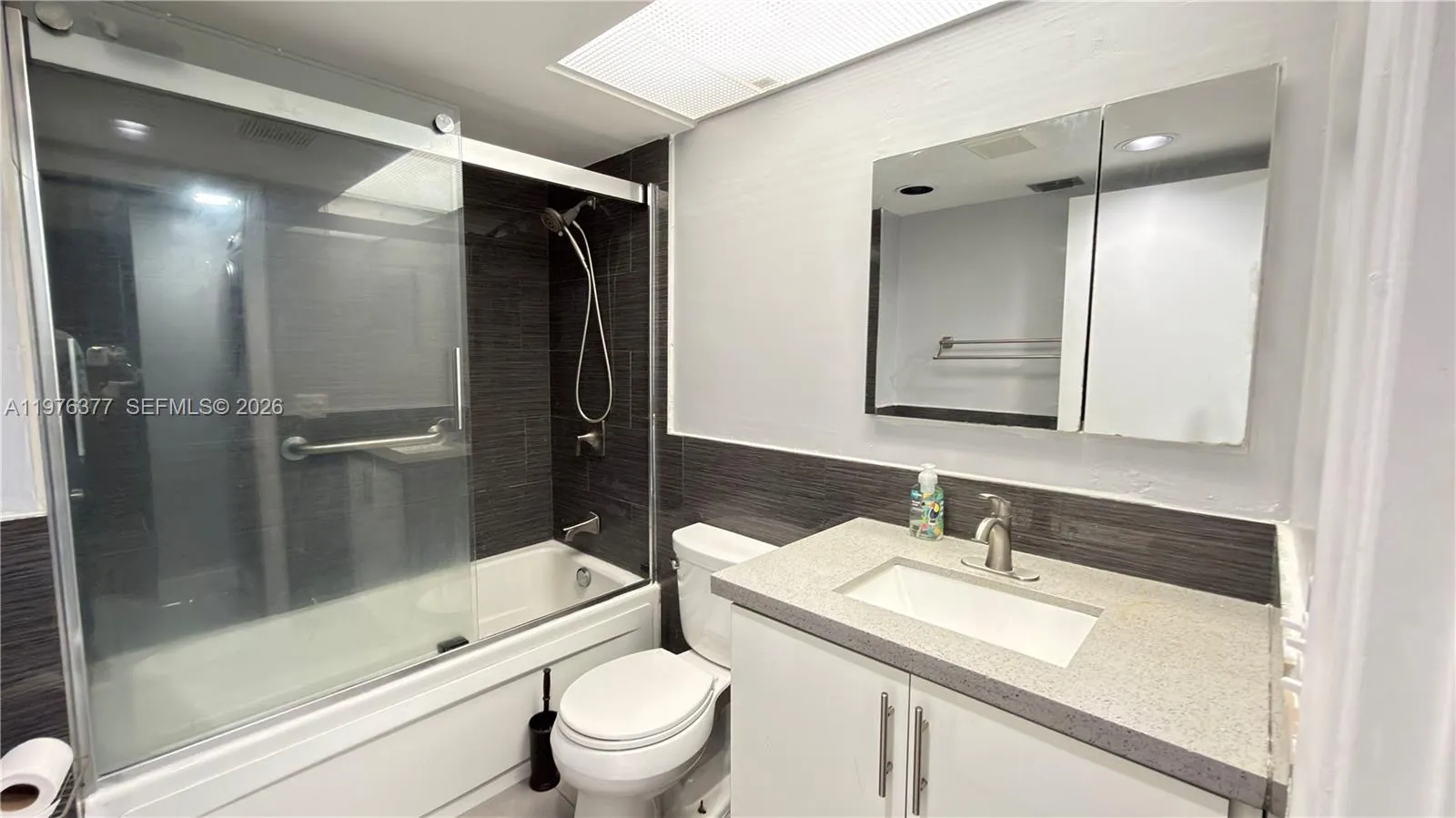 12500 Sw 5th Ct 307m, Pembroke Pines, Florida 3302, Pembroke Pines, Florida 33027, 2 Bedrooms Bedrooms, ,2 BathroomsBathrooms,Residential,For Sale,12500 Sw 5th Ct 307m, Pembroke Pines, Florida 3302,A11976377