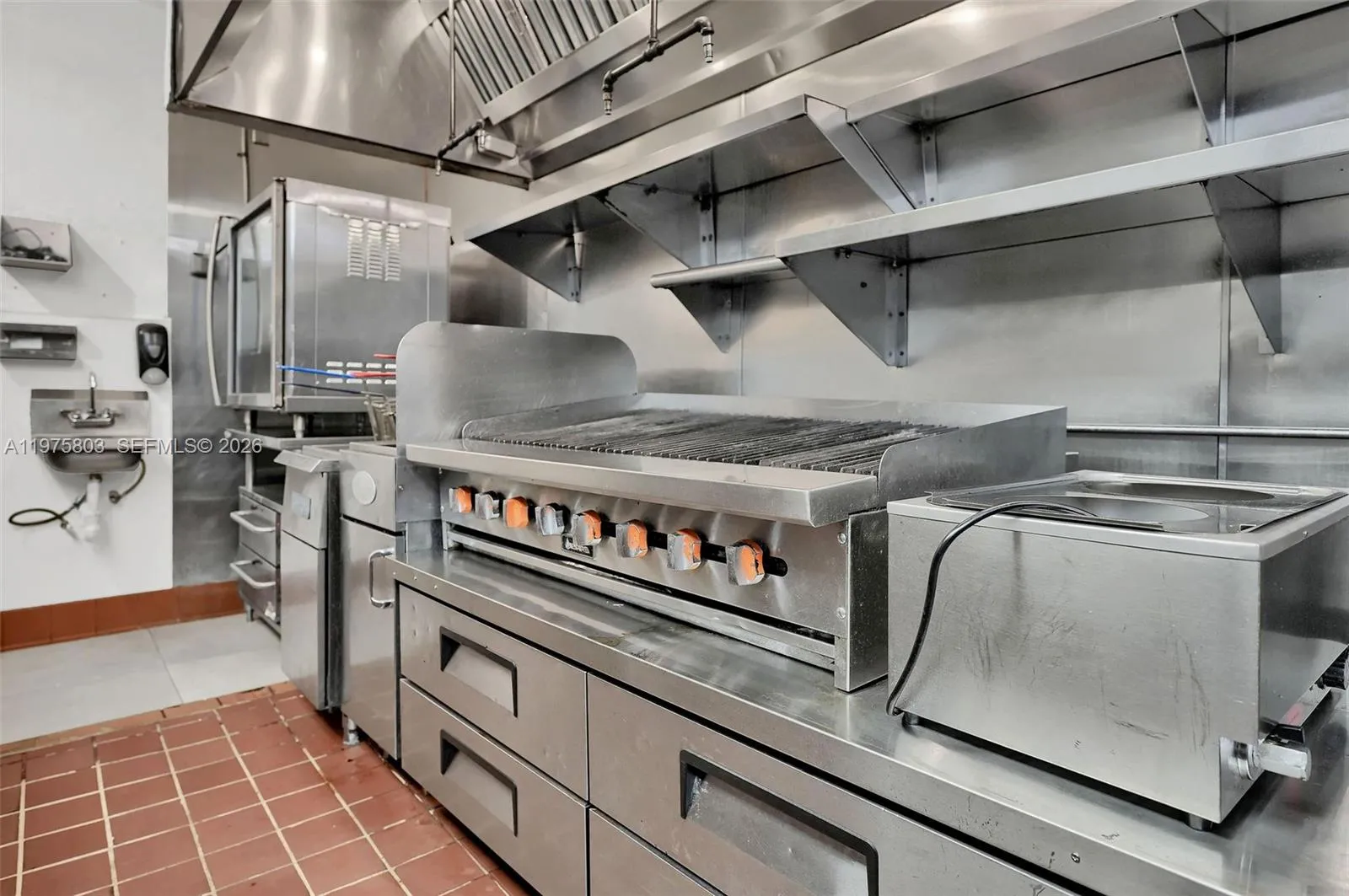 1930 Ponce De Leon Blvd 1930, Coral Gables, Florid, Coral Gables, Florida 33134, ,Commercial Lease,For Rent,1930 Ponce De Leon Blvd 1930, Coral Gables, Florid,A11975803