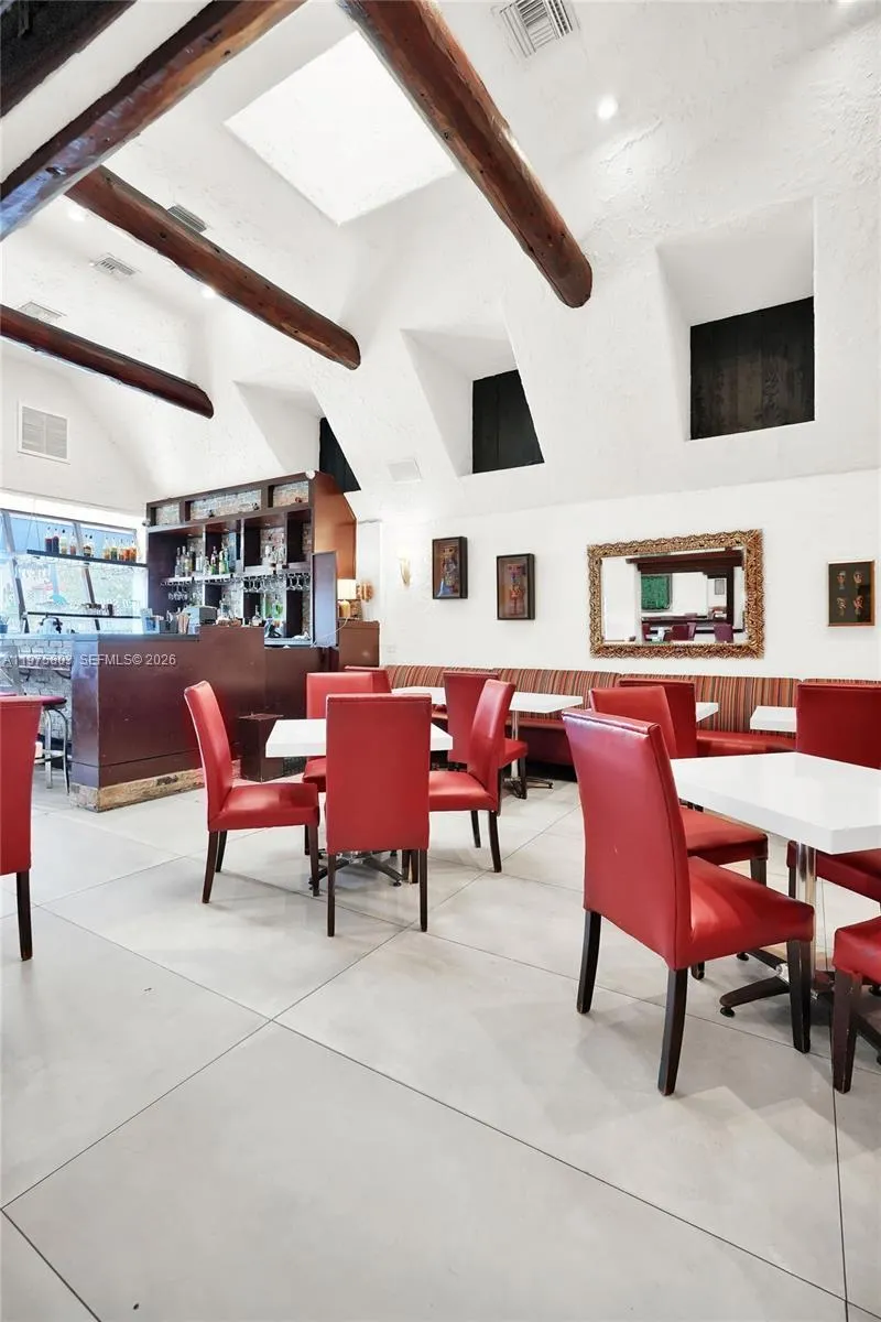 1930 Ponce De Leon Blvd 1930, Coral Gables, Florid, Coral Gables, Florida 33134, ,Commercial Lease,For Rent,1930 Ponce De Leon Blvd 1930, Coral Gables, Florid,A11975803