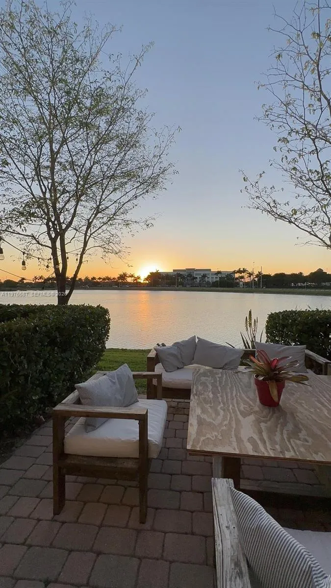 822 Sw 143rd Ter 204, Pembroke Pines, Florida 3302, Pembroke Pines, Florida 33027, 3 Bedrooms Bedrooms, ,2 BathroomsBathrooms,Residential,For Sale,822 Sw 143rd Ter 204, Pembroke Pines, Florida 3302,A11976687