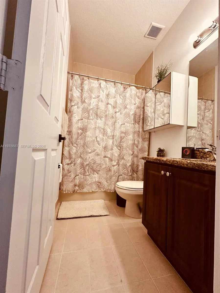 822 Sw 143rd Ter 204, Pembroke Pines, Florida 3302, Pembroke Pines, Florida 33027, 3 Bedrooms Bedrooms, ,2 BathroomsBathrooms,Residential,For Sale,822 Sw 143rd Ter 204, Pembroke Pines, Florida 3302,A11976687