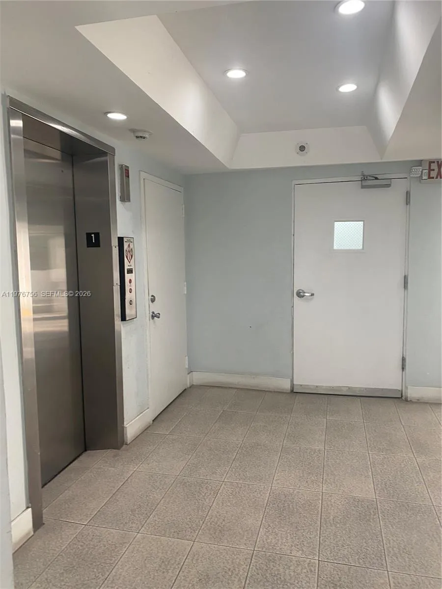 8101 Crespi Blvd 503, Miami Beach, Florida 33141, Miami Beach, Florida 33141, 1 Bedroom Bedrooms, ,1 BathroomBathrooms,Residential Lease,For Rent,8101 Crespi Blvd 503, Miami Beach, Florida 33141,A11976756