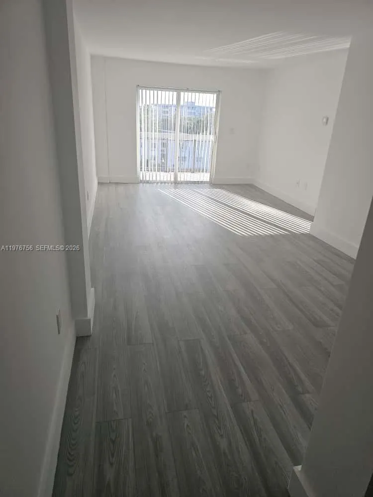 8101 Crespi Blvd 503, Miami Beach, Florida 33141, Miami Beach, Florida 33141, 1 Bedroom Bedrooms, ,1 BathroomBathrooms,Residential Lease,For Rent,8101 Crespi Blvd 503, Miami Beach, Florida 33141,A11976756