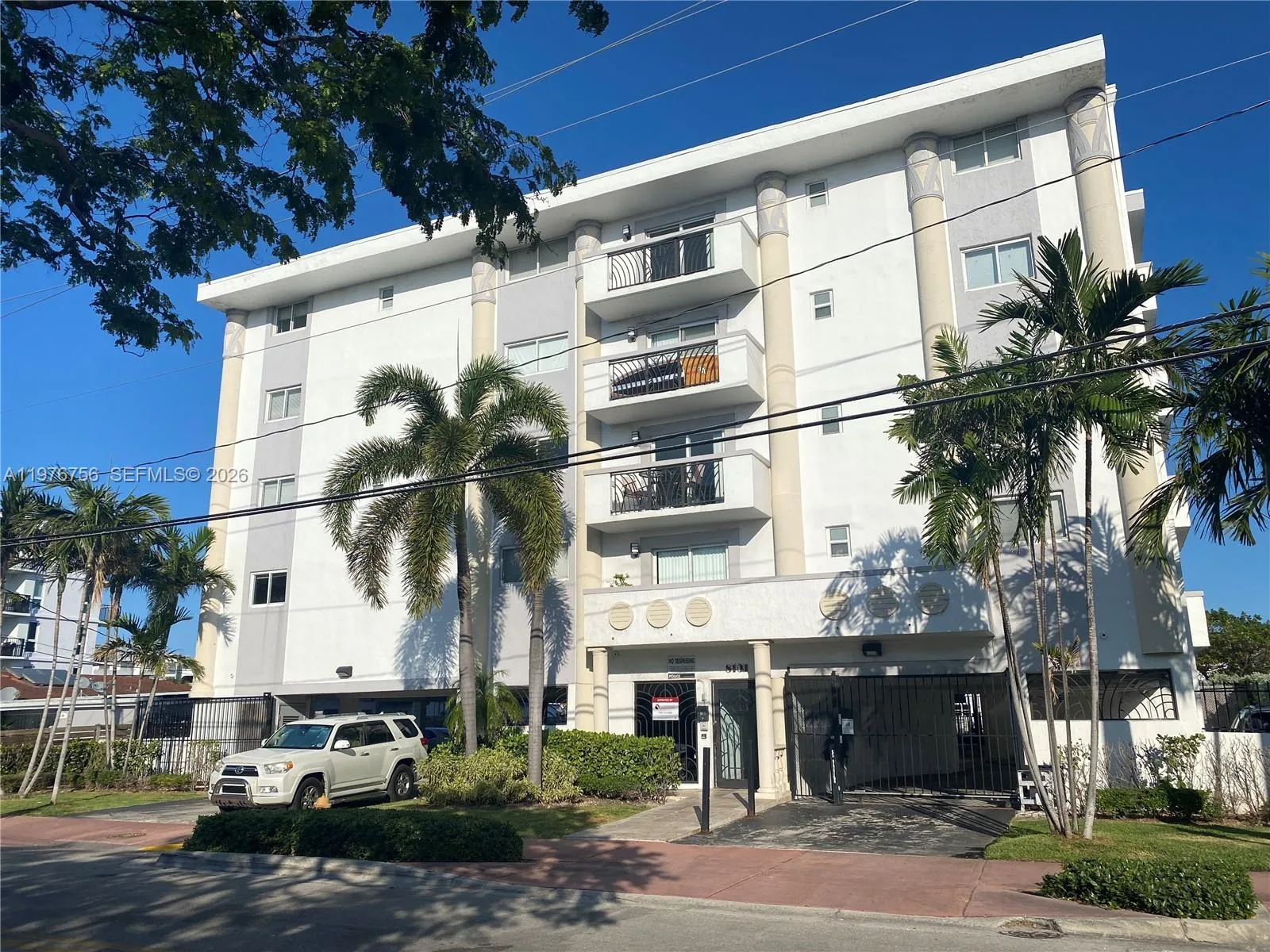 8101 Crespi Blvd 503, Miami Beach, Florida 33141, Miami Beach, Florida 33141, 1 Bedroom Bedrooms, ,1 BathroomBathrooms,Residential Lease,For Rent,8101 Crespi Blvd 503, Miami Beach, Florida 33141,A11976756