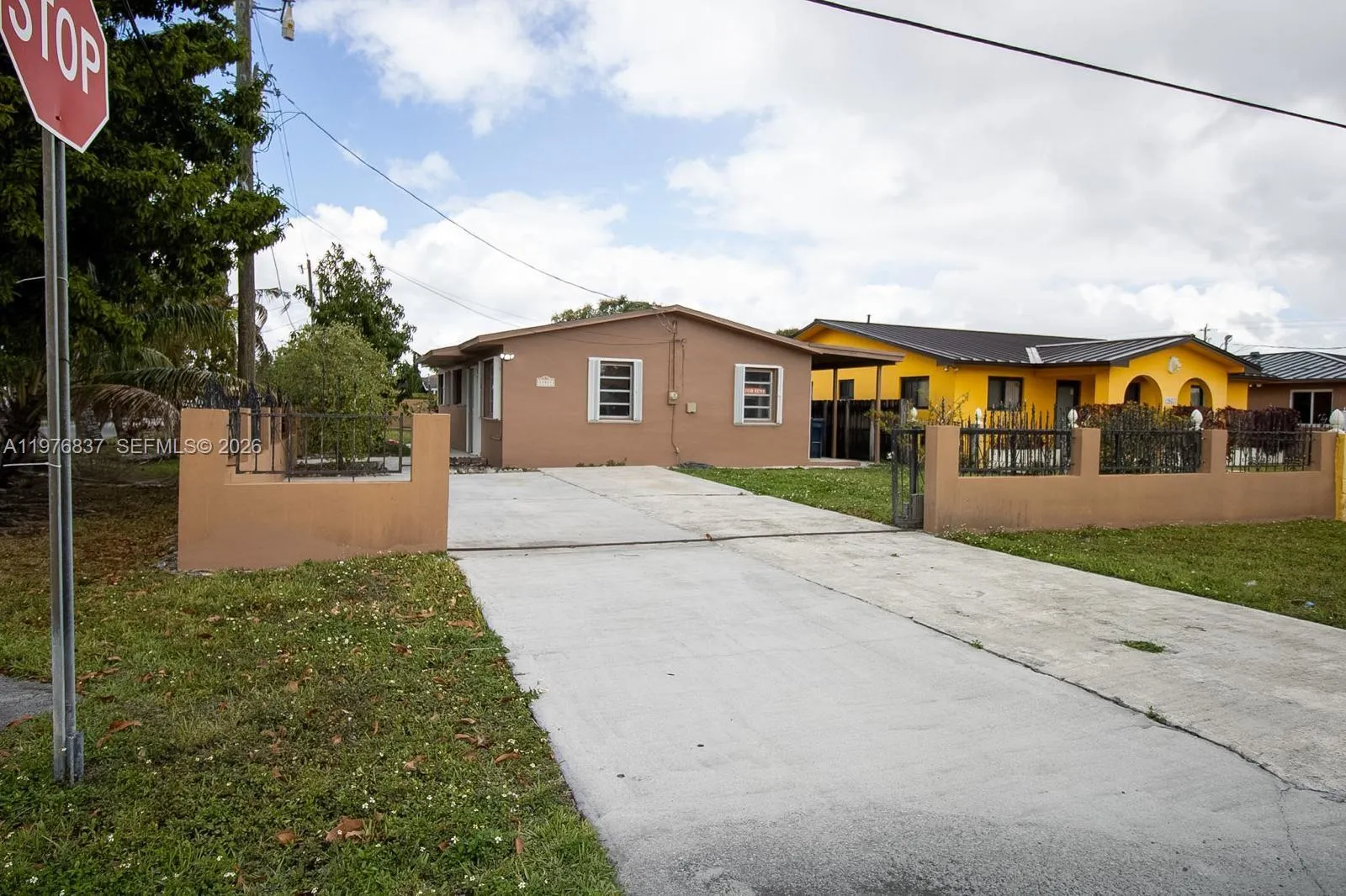 12061 Sw 4th Ter 12061, Miami, Florida 33184, Miami, Florida 33184, 3 Bedrooms Bedrooms, ,2 BathroomsBathrooms,Residential Lease,For Rent,12061 Sw 4th Ter 12061, Miami, Florida 33184,A11976837