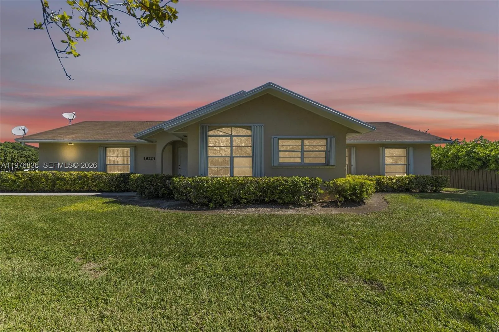 18201 Sw 87th Ave, Palmetto Bay, Florida 33157, Palmetto Bay, Florida 33157, 4 Bedrooms Bedrooms, ,2 BathroomsBathrooms,Residential,For Sale,18201 Sw 87th Ave, Palmetto Bay, Florida 33157,A11976836