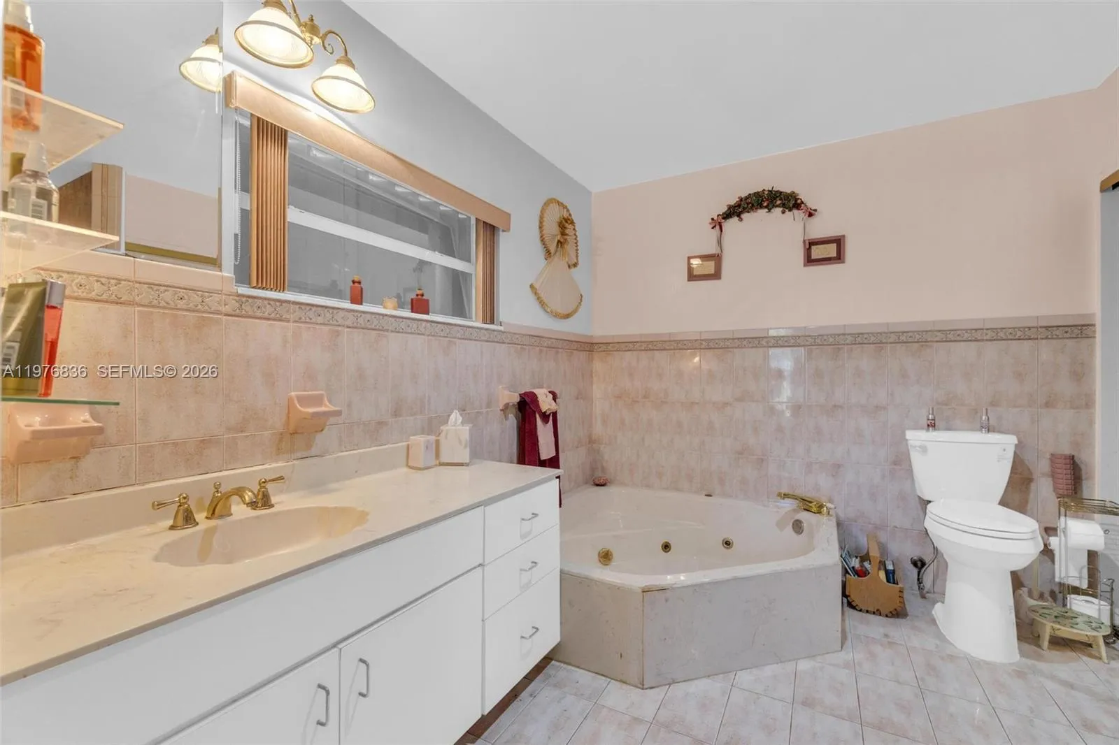 18201 Sw 87th Ave, Palmetto Bay, Florida 33157, Palmetto Bay, Florida 33157, 4 Bedrooms Bedrooms, ,2 BathroomsBathrooms,Residential,For Sale,18201 Sw 87th Ave, Palmetto Bay, Florida 33157,A11976836