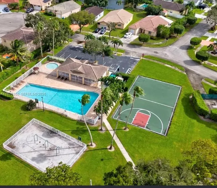 10207 Sw 20th Ct, Miramar, Florida 33025, Miramar, Florida 33025, 4 Bedrooms Bedrooms, ,3 BathroomsBathrooms,Residential,For Sale,10207 Sw 20th Ct, Miramar, Florida 33025,A11975350