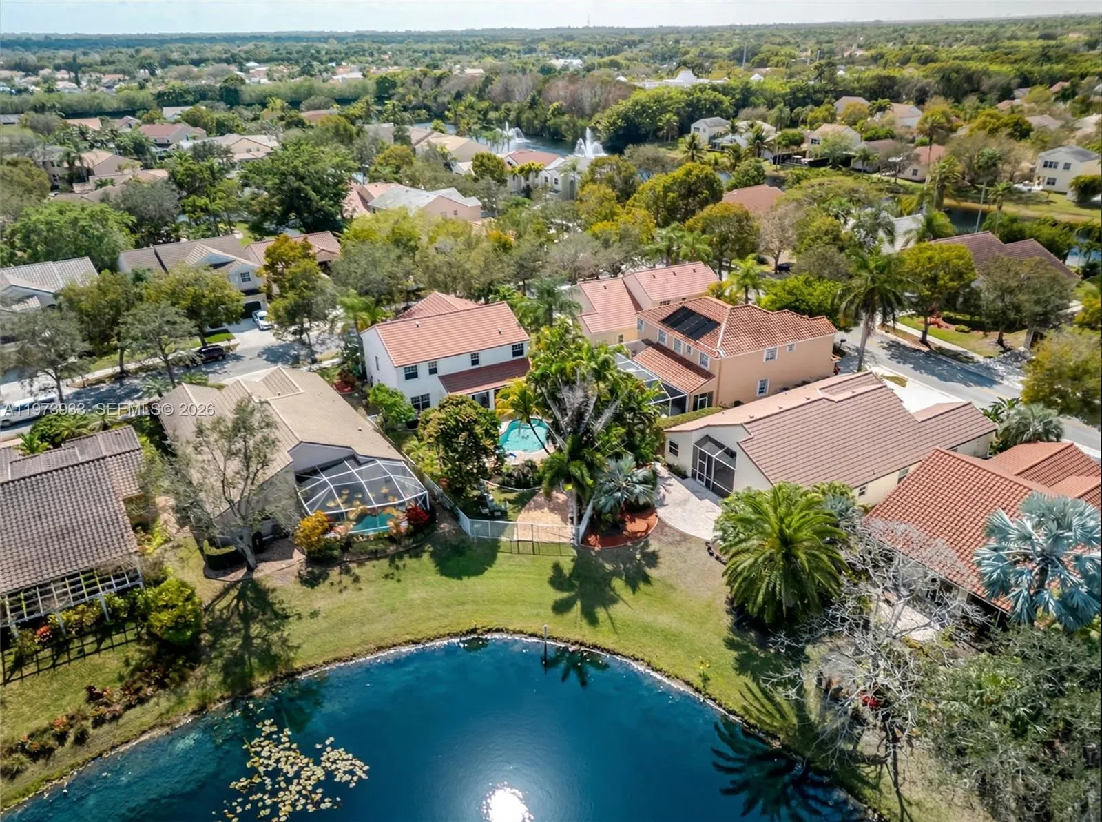 362 Lake Crest Ct, Weston, Florida 33326, Weston, Florida 33326, 4 Bedrooms Bedrooms, ,2 BathroomsBathrooms,Residential,For Sale,362 Lake Crest Ct, Weston, Florida 33326,A11973933