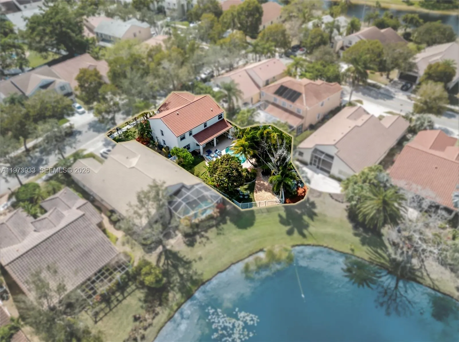 362 Lake Crest Ct, Weston, Florida 33326, Weston, Florida 33326, 4 Bedrooms Bedrooms, ,2 BathroomsBathrooms,Residential,For Sale,362 Lake Crest Ct, Weston, Florida 33326,A11973933