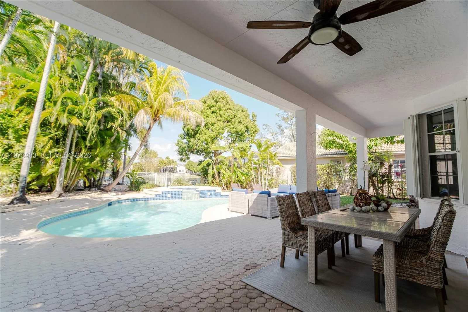 362 Lake Crest Ct, Weston, Florida 33326, Weston, Florida 33326, 4 Bedrooms Bedrooms, ,2 BathroomsBathrooms,Residential,For Sale,362 Lake Crest Ct, Weston, Florida 33326,A11973933