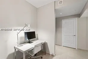 68 Se 6th St 1209, Miami, Florida 33131, Miami, Florida 33131, 2 Bedrooms Bedrooms, ,2 BathroomsBathrooms,Residential Lease,For Rent,68 Se 6th St 1209, Miami, Florida 33131,A11976360