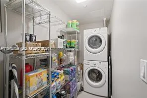 68 Se 6th St 1209, Miami, Florida 33131, Miami, Florida 33131, 2 Bedrooms Bedrooms, ,2 BathroomsBathrooms,Residential Lease,For Rent,68 Se 6th St 1209, Miami, Florida 33131,A11976360