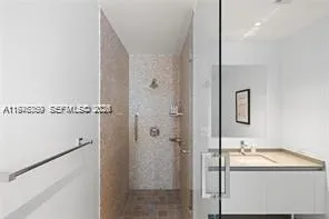68 Se 6th St 1209, Miami, Florida 33131, Miami, Florida 33131, 2 Bedrooms Bedrooms, ,2 BathroomsBathrooms,Residential Lease,For Rent,68 Se 6th St 1209, Miami, Florida 33131,A11976360
