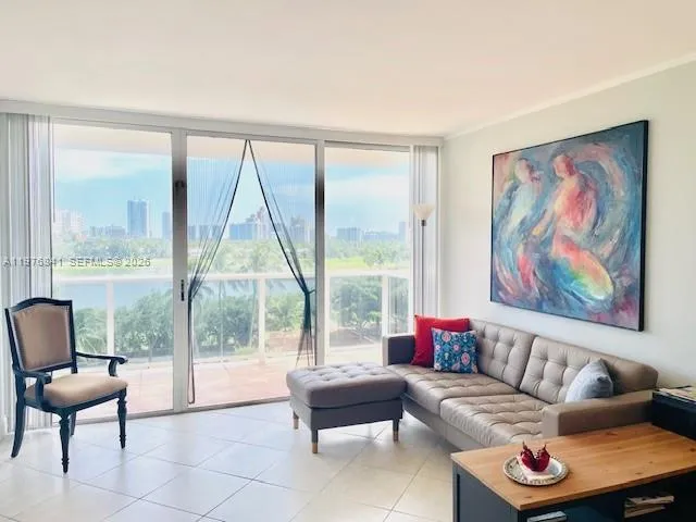 3675 N Country Club Dr 708, Aventura, Florida 3318, Aventura, Florida 33180, 2 Bedrooms Bedrooms, ,2 BathroomsBathrooms,Residential Lease,For Rent,3675 N Country Club Dr 708, Aventura, Florida 3318,A11976841