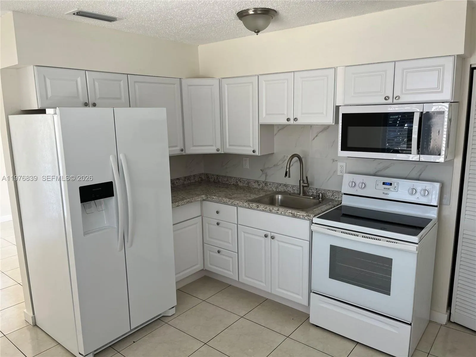 3674 Sw 25th Ter 3674, Miami, Florida 33133, Miami, Florida 33133, 2 Bedrooms Bedrooms, ,1 BathroomBathrooms,Residential Lease,For Rent,3674 Sw 25th Ter 3674, Miami, Florida 33133,A11976839