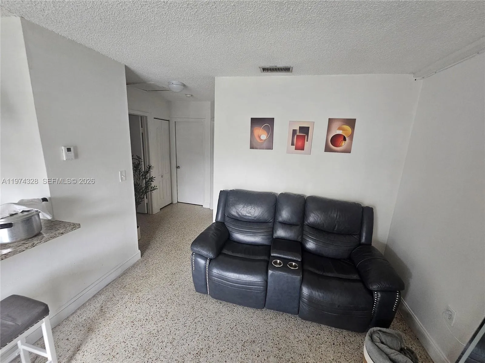 1241 Nw 6th St 6, Miami, Florida 33125, Miami, Florida 33125, 2 Bedrooms Bedrooms, ,1 BathroomBathrooms,Residential Lease,For Rent,1241 Nw 6th St 6, Miami, Florida 33125,A11974328