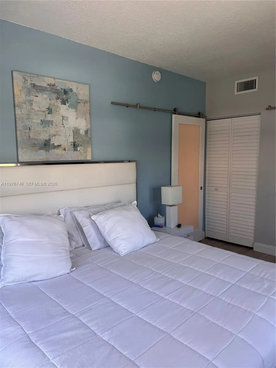400 N Riverside Dr 410, Pompano Beach, Florida 330, Pompano Beach, Florida 33062, 1 Bedroom Bedrooms, ,1 BathroomBathrooms,Residential Lease,For Rent,400 N Riverside Dr 410, Pompano Beach, Florida 330,A11976746