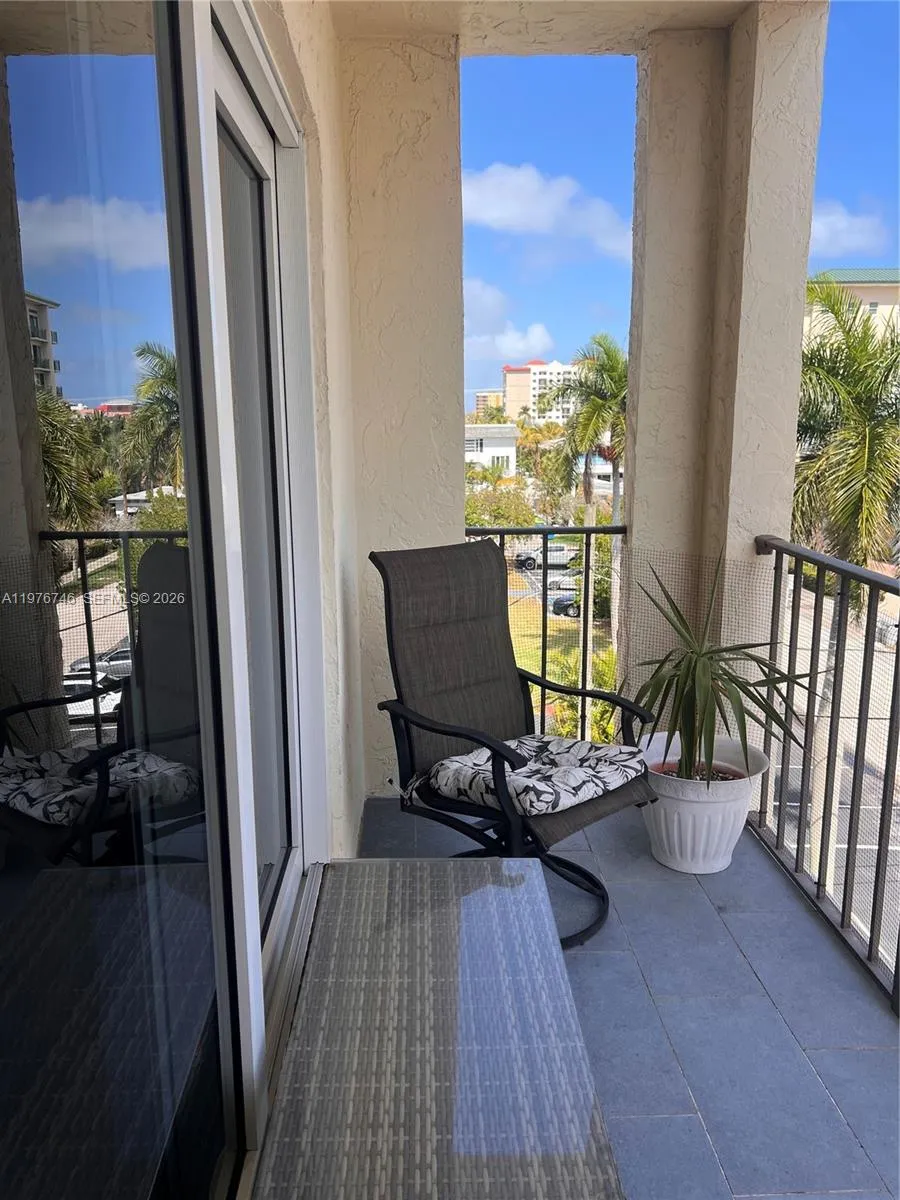 400 N Riverside Dr 410, Pompano Beach, Florida 330, Pompano Beach, Florida 33062, 1 Bedroom Bedrooms, ,1 BathroomBathrooms,Residential Lease,For Rent,400 N Riverside Dr 410, Pompano Beach, Florida 330,A11976746