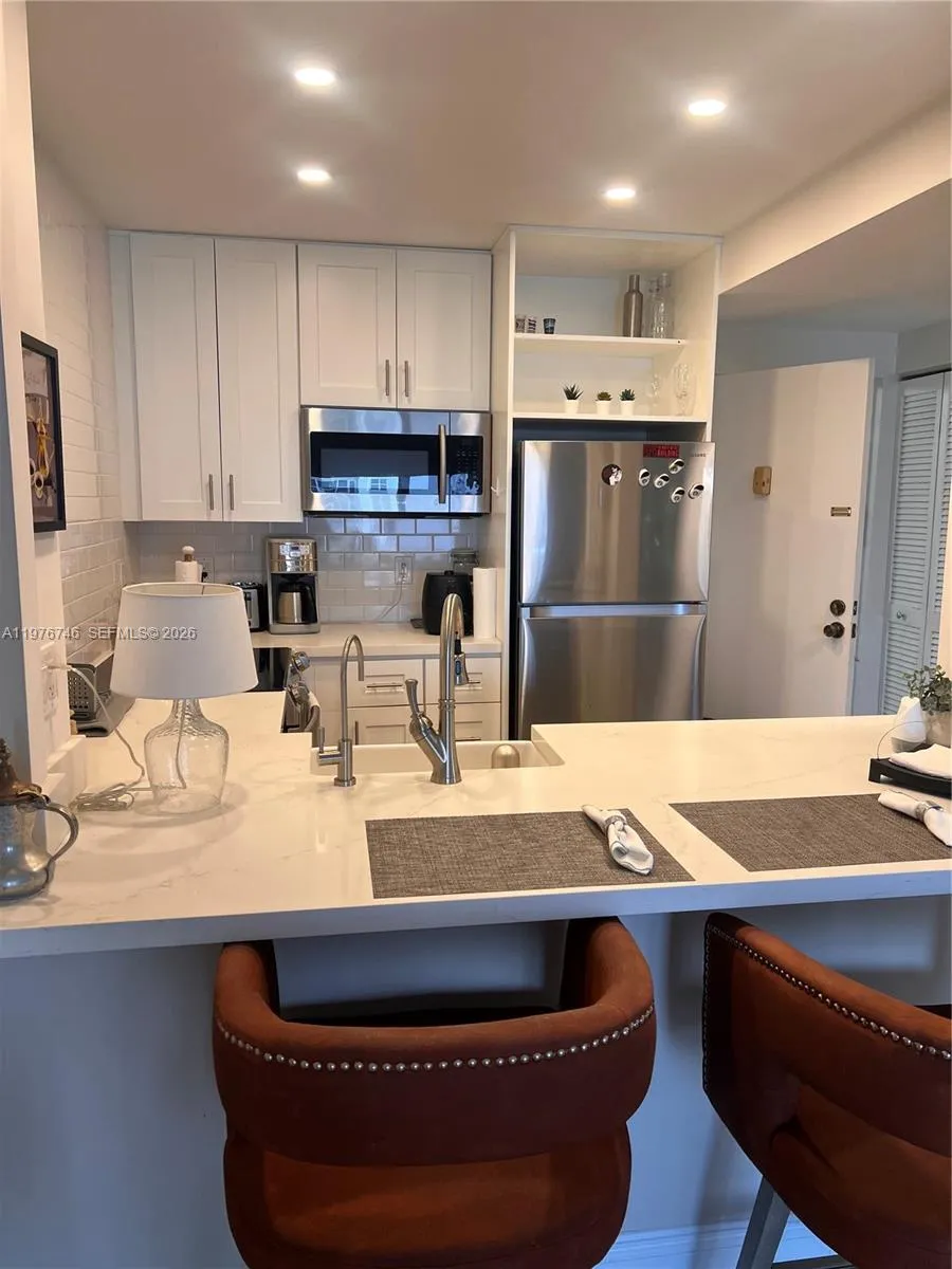 400 N Riverside Dr 410, Pompano Beach, Florida 330, Pompano Beach, Florida 33062, 1 Bedroom Bedrooms, ,1 BathroomBathrooms,Residential Lease,For Rent,400 N Riverside Dr 410, Pompano Beach, Florida 330,A11976746