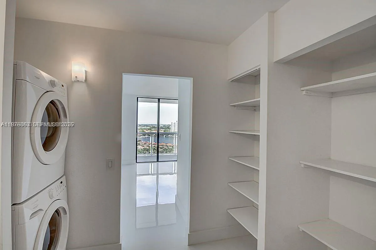 20505 E Country Club Dr 1931, Aventura, Florida 33, Aventura, Florida 33180, 2 Bedrooms Bedrooms, ,2 BathroomsBathrooms,Residential Lease,For Rent,20505 E Country Club Dr 1931, Aventura, Florida 33,A11976863