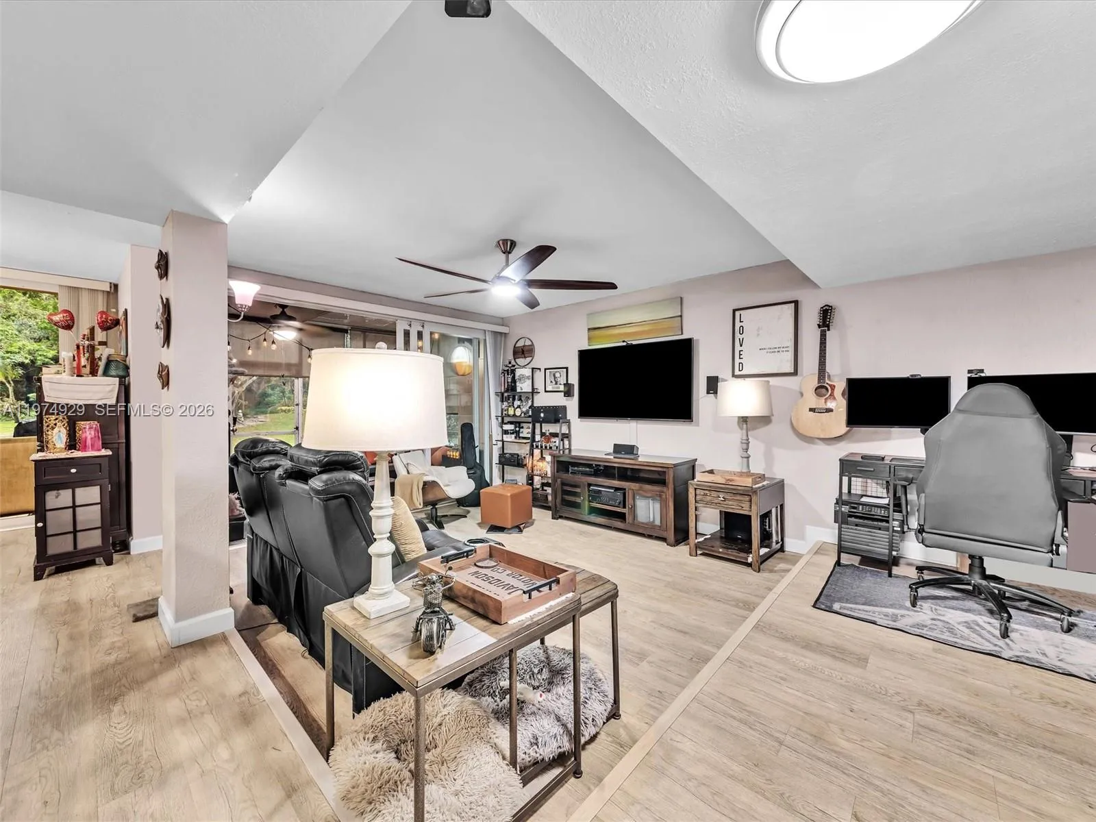 9410 Live Oak Pl 110, Davie, Florida 33324, Davie, Florida 33324, 3 Bedrooms Bedrooms, ,2 BathroomsBathrooms,Residential,For Sale,9410 Live Oak Pl 110, Davie, Florida 33324,A11974929