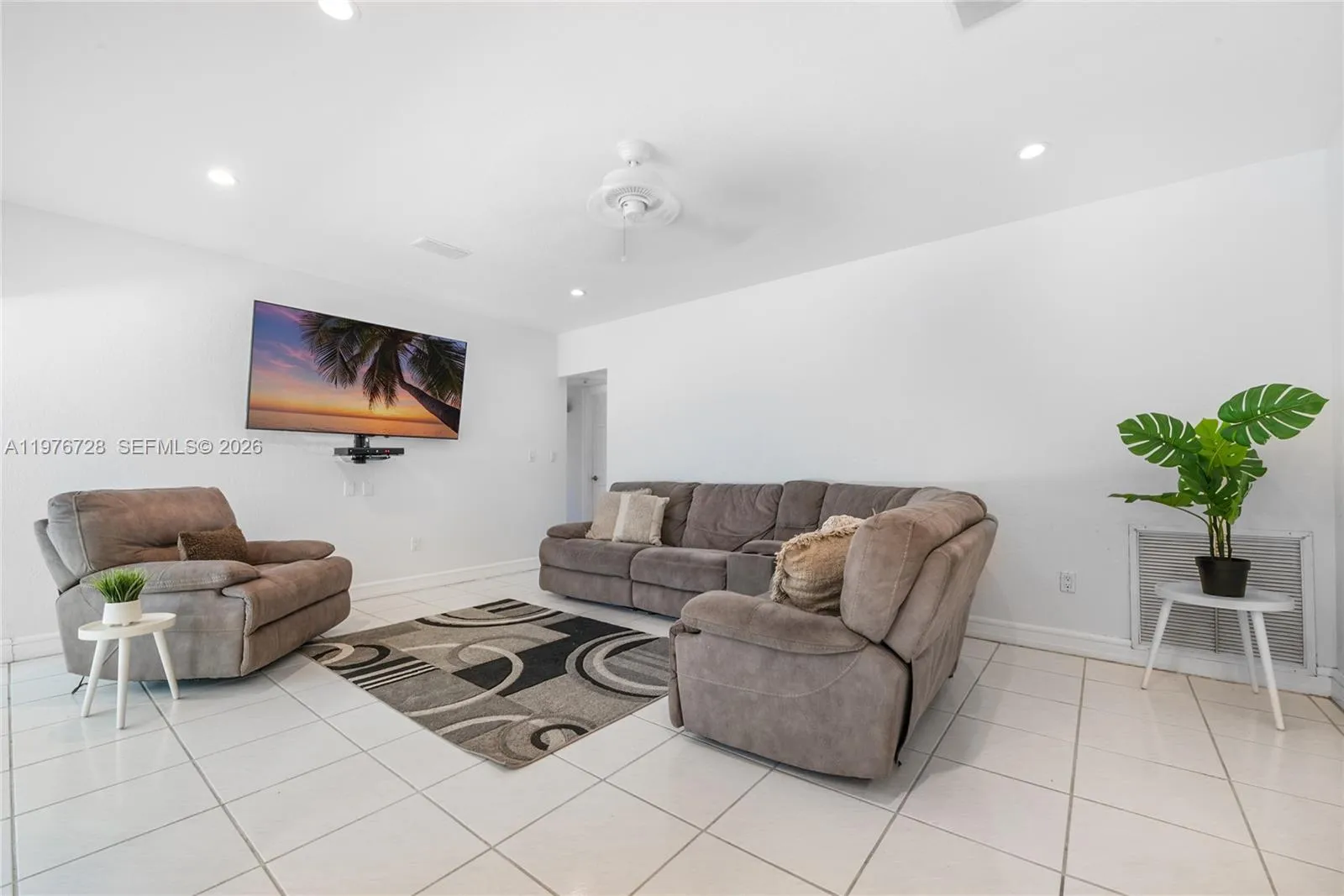 8360 Sw 185th Ter, Cutler Bay, Florida 33157, Cutler Bay, Florida 33157, 3 Bedrooms Bedrooms, ,2 BathroomsBathrooms,Residential,For Sale,8360 Sw 185th Ter, Cutler Bay, Florida 33157,A11976728